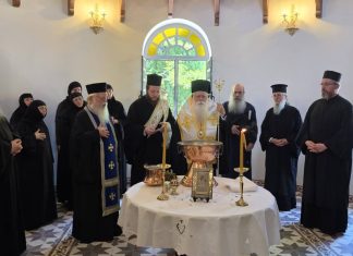 Αγιασμός των πρώτων ολοκληρωμένων κελιών της Παλαιάς Ιεράς Μονής Παναγίας Κάτω Ξενιάς.